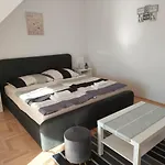 Apartament Ludika Vendeghaz *