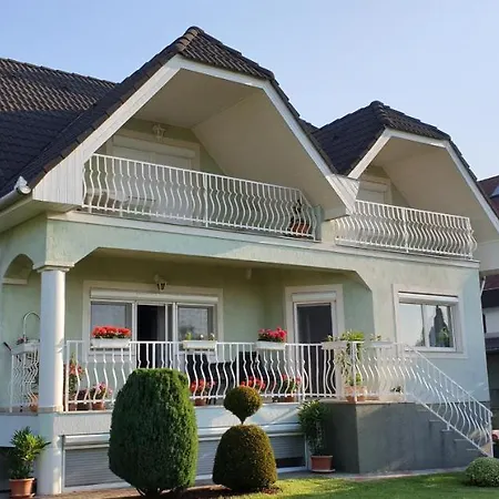 Apartment Ludika Vendeghaz Balatonfured