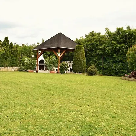 דירה Ludika Vendeghaz *