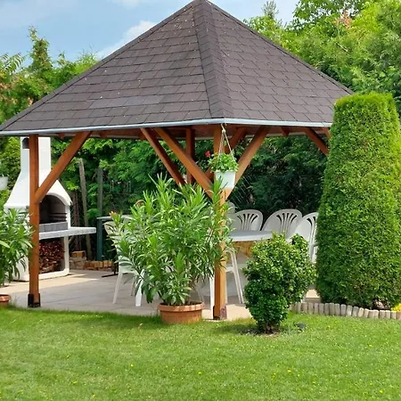 דירה Ludika Vendeghaz *