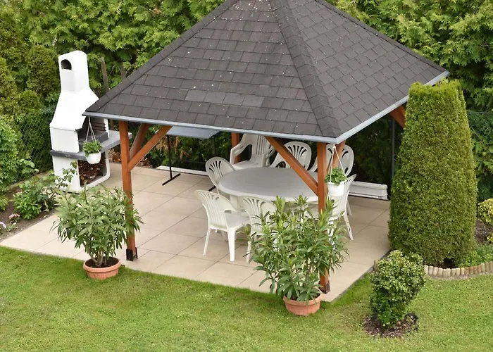 Ludika Vendeghaz Балатонфюред