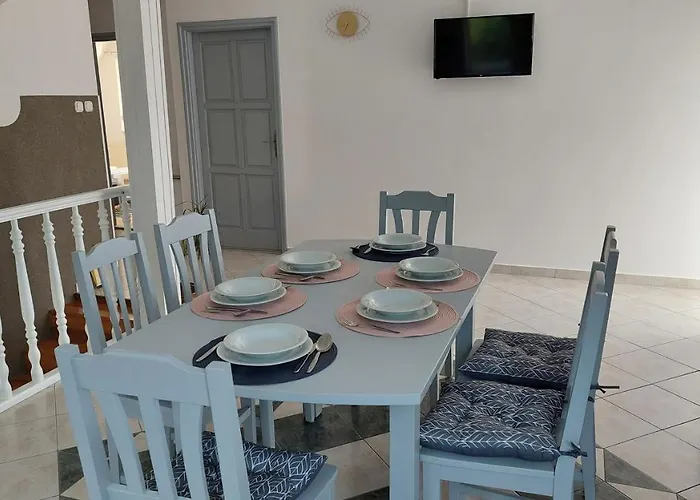 Ludika Vendeghaz * Балатонфюред