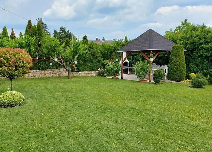 Ludika Vendeghaz * Balatonfüred