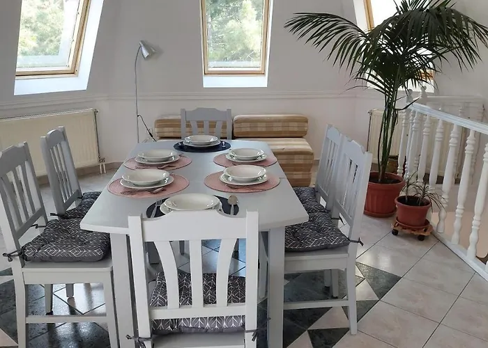 Ludika Vendeghaz Appartement *