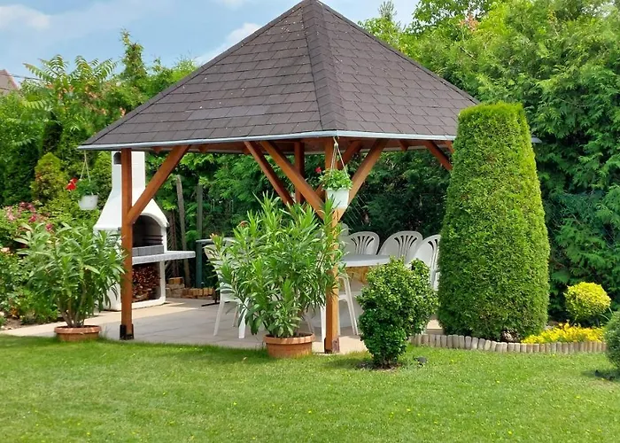 Апартаменты Ludika Vendeghaz *