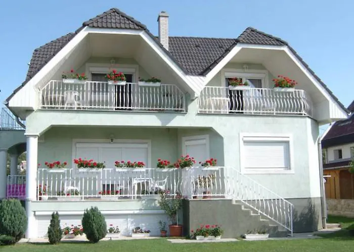 Ludika Vendeghaz Balatonfüred